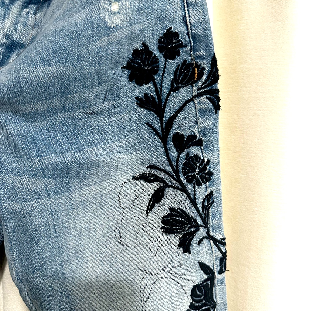 Black Embroidery Jeans